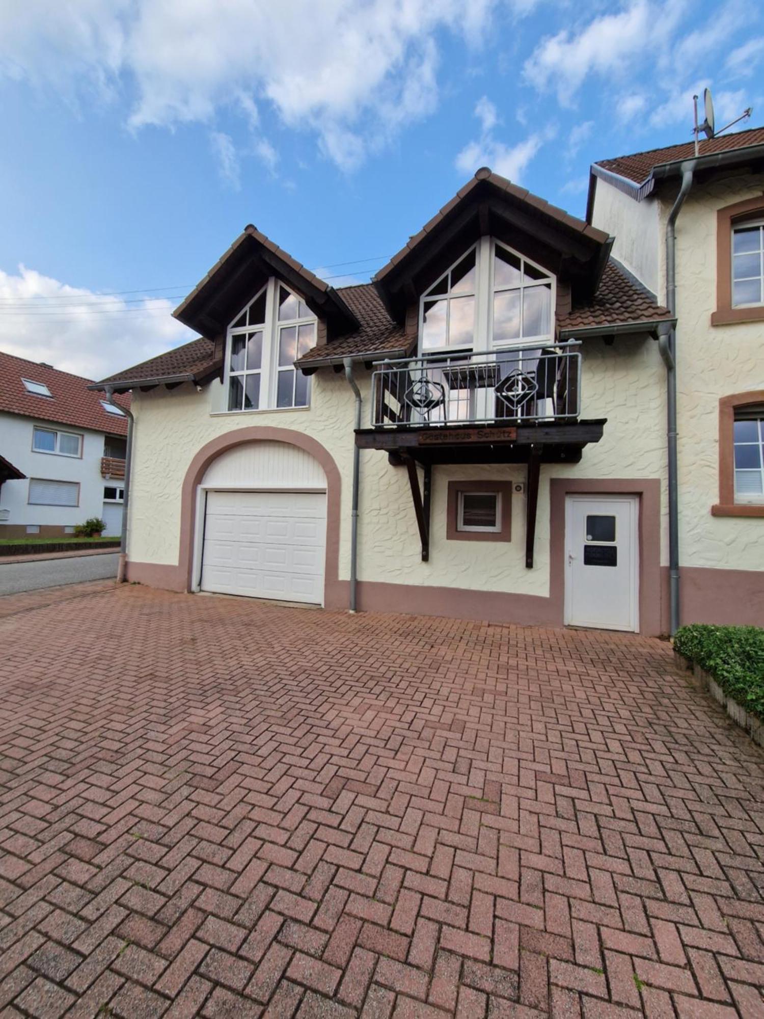 Gaestehaus Schuetz Gries Exterior photo